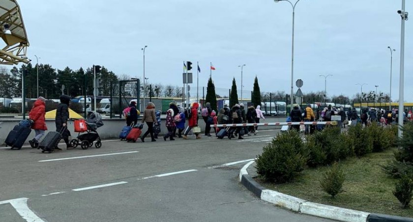 Prawie 2.300 uchodźców przybyło do powiatu. To tylko oficjalne dane!