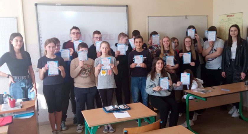 Ucznowie ze Wzgórza układają w głowach i motywują do działania
