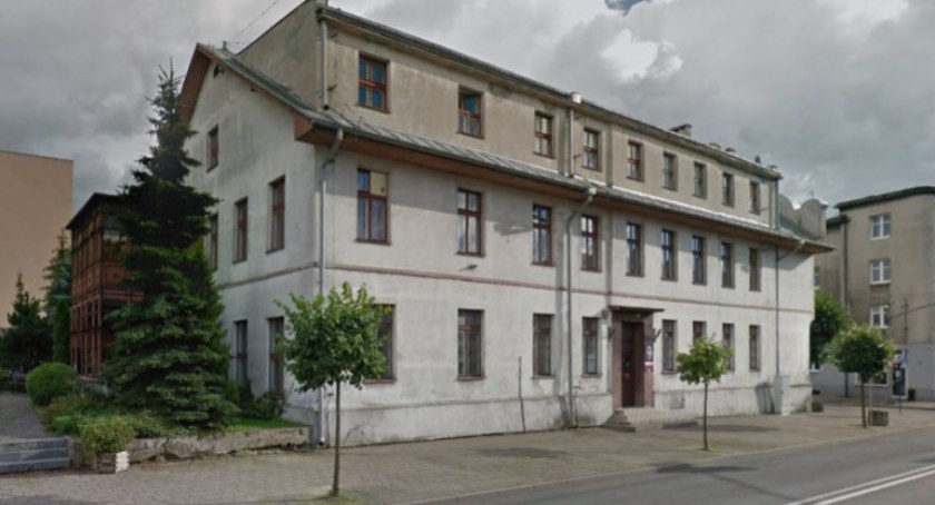 Oferty na przebudowę dawnego budynku sądu wyższe niż zakładano. Co z inwestycją?