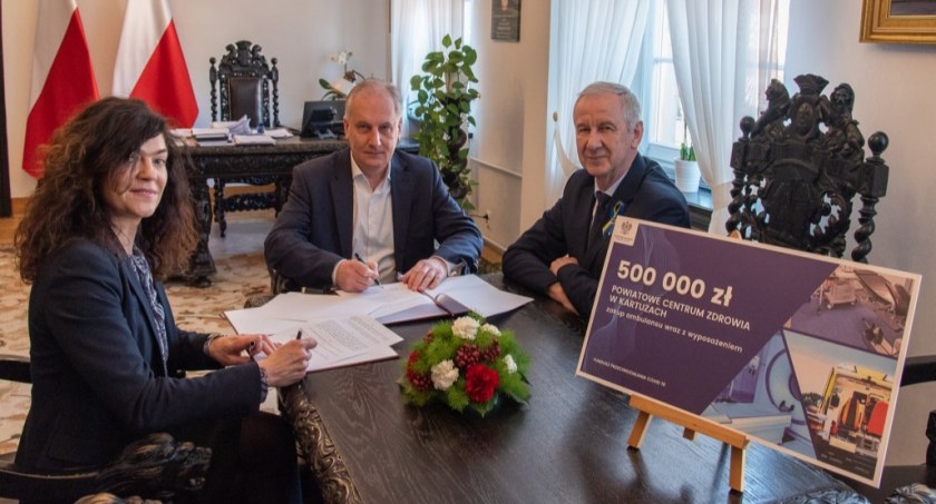 Kartuski szpital otrzyma nową karetkę - pozyskano 500.000 złotych dotacji