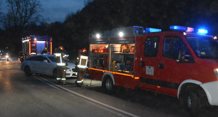 Smętowo Chmieleńskie. Kolizja trzech samochodów