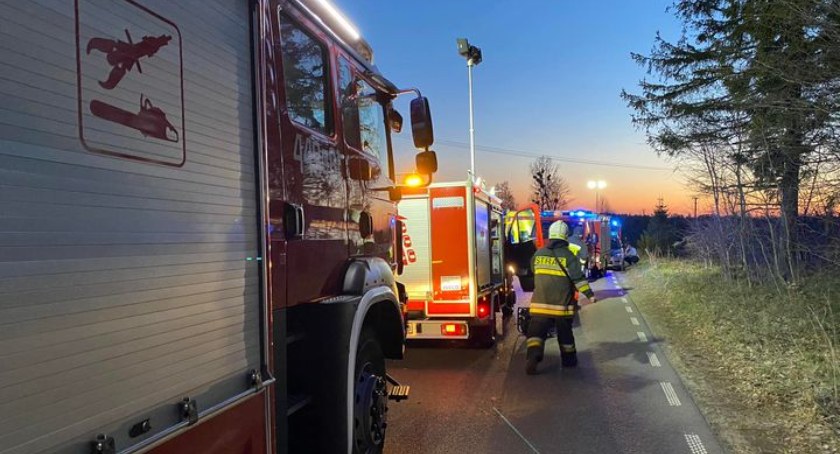 Trwają poszukiwania kierowcy Audi A3 - to on potrącił sześć osób, a jedną zabił