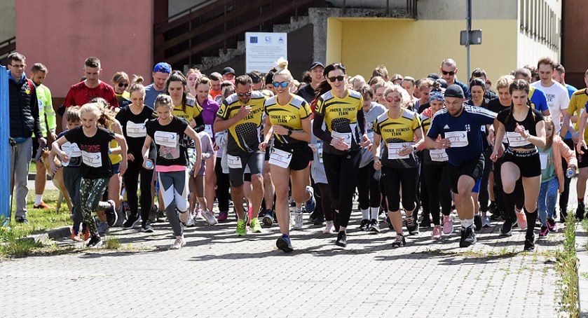Pola Nadziei w Kartuzach - 100 osób pobiegło, by wesprzeć budowę hospicjum
