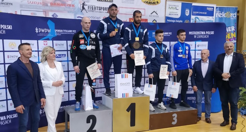 Komplet medali dla zapaśników GKS Cartusii na Mistrzostwach Polski