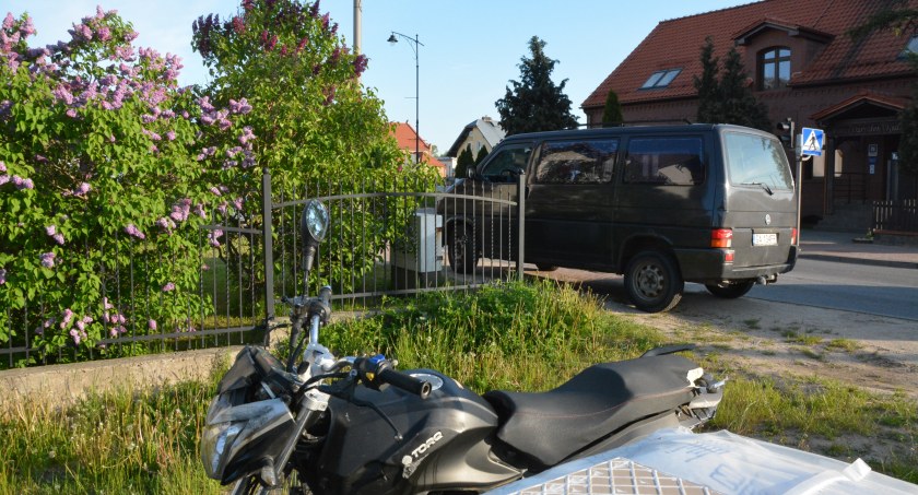 Sierakowice. Zderzenie busa z motocyklem