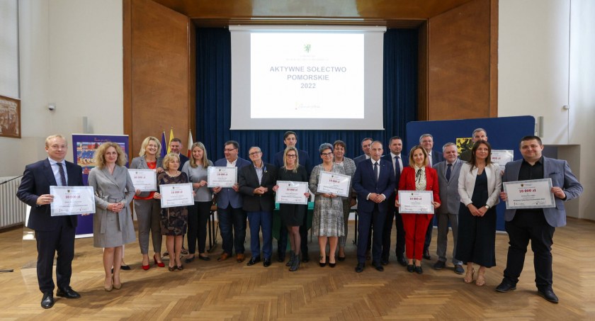 W Egiertowie odnowią plac zabaw, w Starej Hucie stworzą miejsce spotkań
