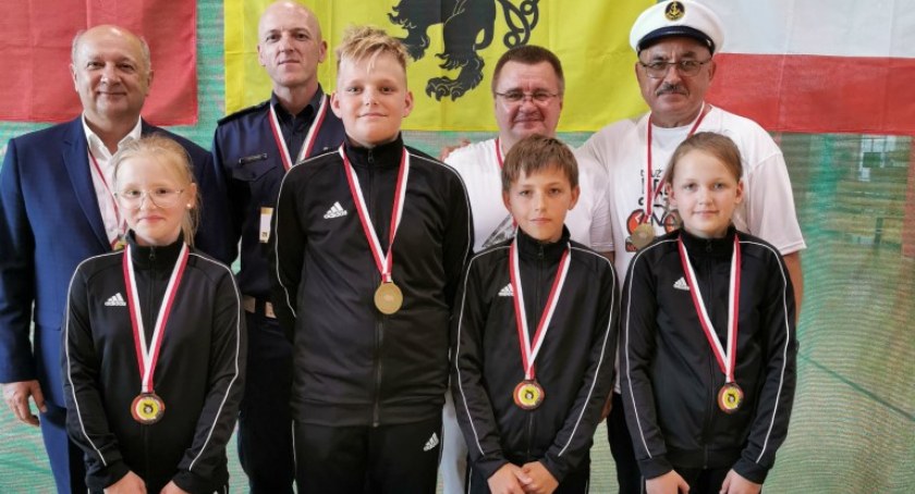 To historyczny sukces! Uczniowie z Szopy mistrzami Polski w BRD! 