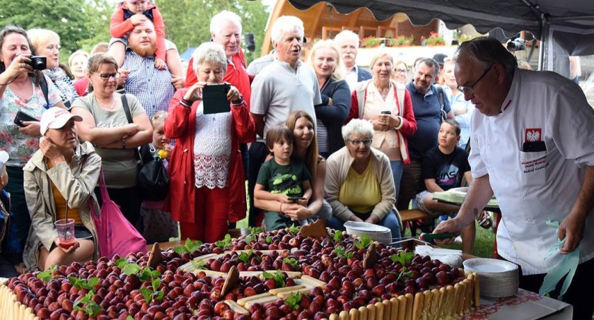 W niedzielę Festiwal Truskawek Kaszubskich - przygotują 1.500 knedli na nowy rekord Polski