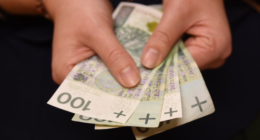 Somonino. Ruszył nabór wniosków o stypendia dla uzdolnionych uczniów