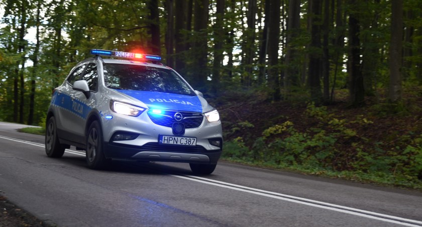 Rozpoczyna się długi weekend - policjanci apelują o rozwagę i ostrożność