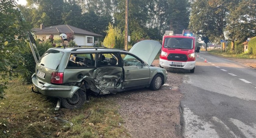 Golica. Czołowo-boczne zderzenie dwóch pojazdów