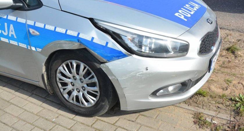 Miszewo. Kolizja z udziałem radiowozu 