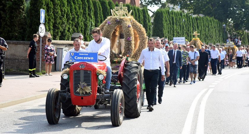 Rolnicy z gminy Przodkowo dziękowali za plony