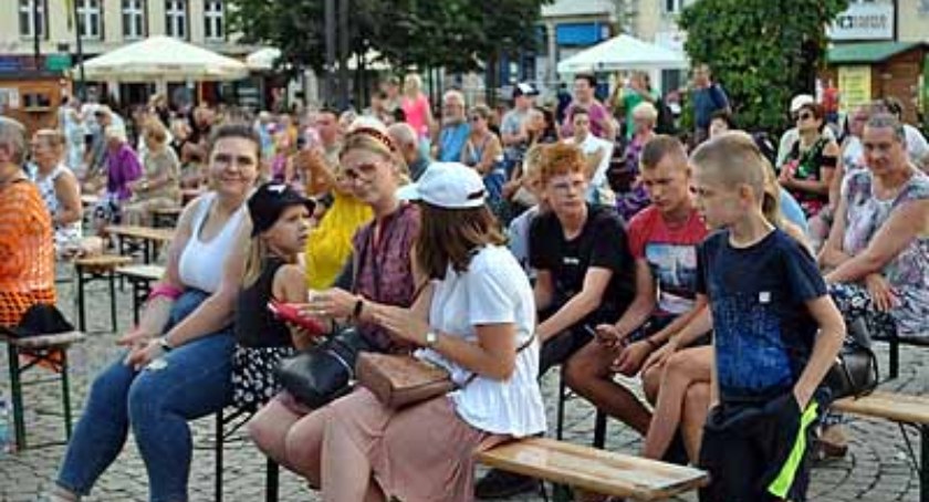 Muzyka Świata w Kartuzach - publiczność bawiła się z kapelą Pieczarki