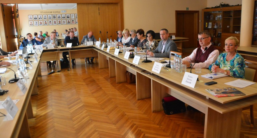 Kartuzy. Ceny energii wzrosły kilkukrotnie. Będą podwyżki za wodę i ścieki?