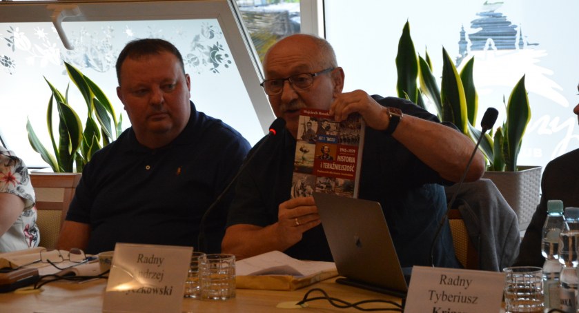 Podręcznik Historia i Teraźniejszość w kartuskich szkołach? 