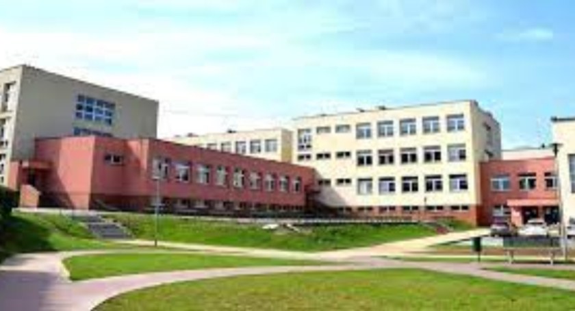 Ogłoszono konkurs na dyrektora ZSO nr 2 w Kartuzach