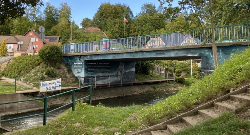 W Ostrzycach powstał wyjątkowy mural - projekt 