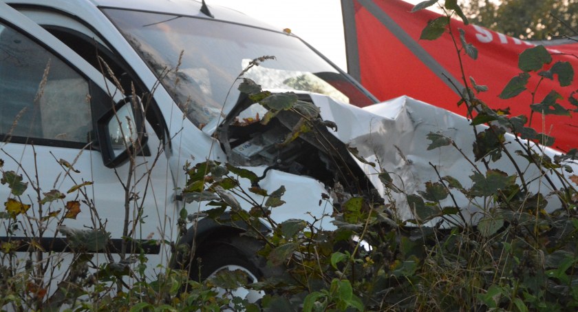 Tragiczny wypadek na trasie Puzdrowo-Tuchlino. Nie żyje 22-latek