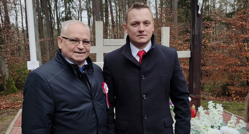 W czynie społecznym odnowili Miejsce Pamięci Narodowej w lesie hopowskim 