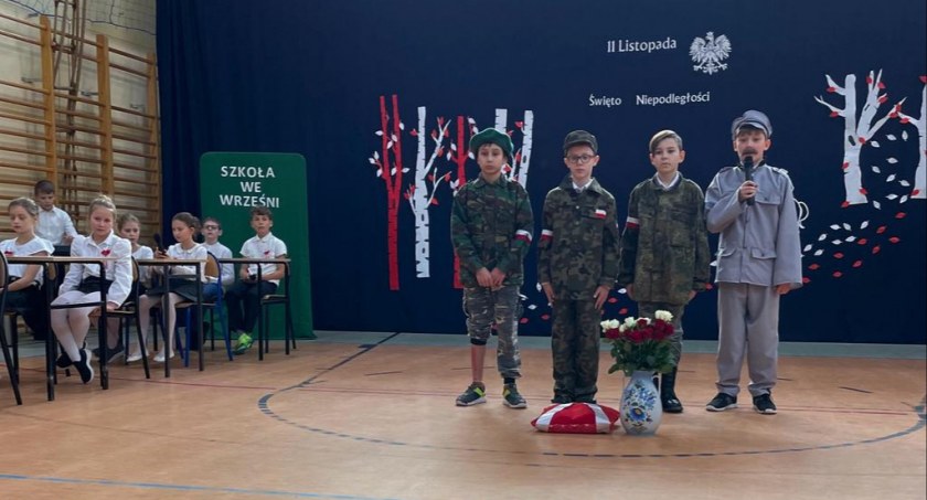 W szkole w Leźnie uczcili Święto Niepodległości 