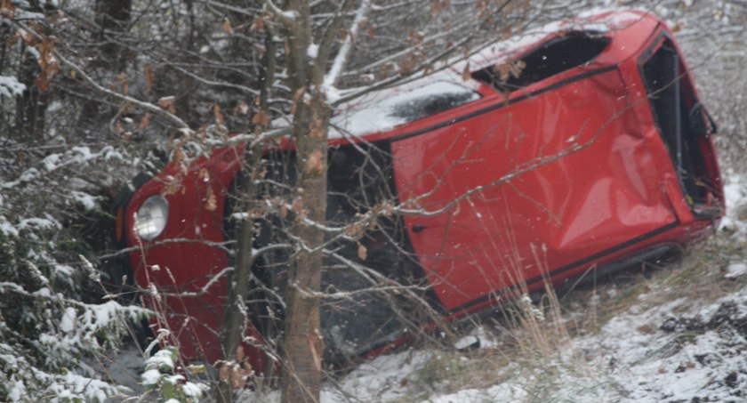 Czeczewo. Matiz wylądował w rowie