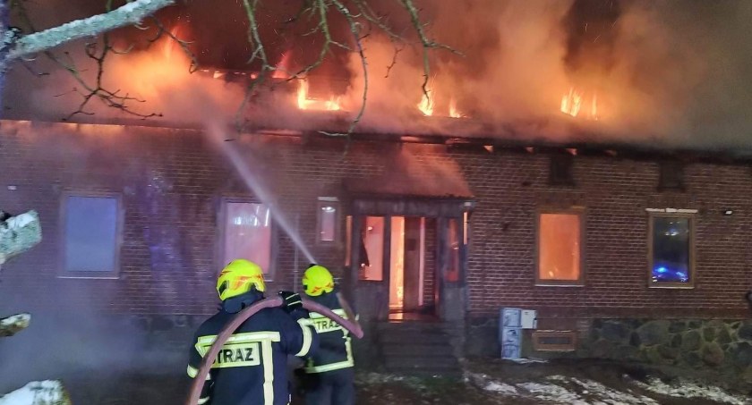 Łapino Kartuskie. Spłonął budynek mieszkalny