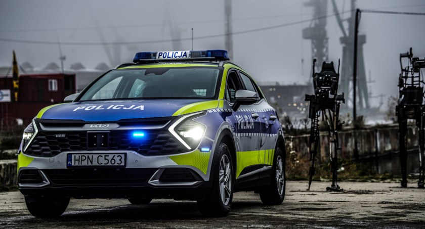 Policyjna flota z nowymi radiowozami. Jeden z nich trafi do Kartuz