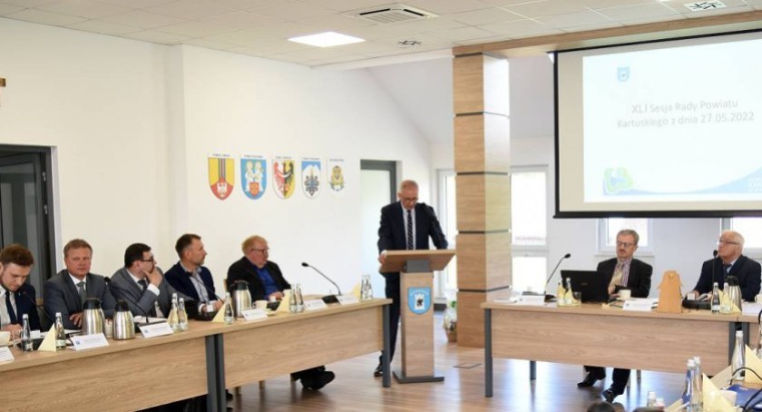 XLVIII sesja Rady Powiatu Kartuskiego