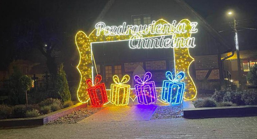 Bo kiedy miasto na święta się stroi...,  czyli nasze miejscowości w świątecznej odsłonie