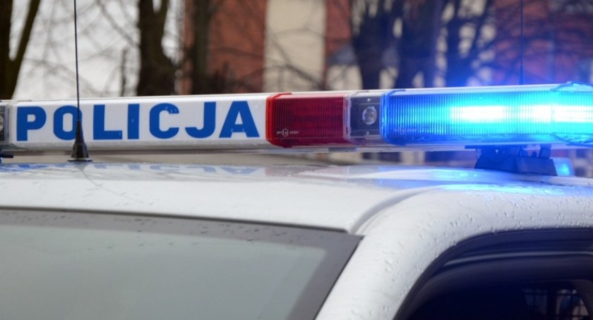 Był pijany. Spowodował kolizję i uciekł. Wpadł w ręce policji dzięki mieszkańcom