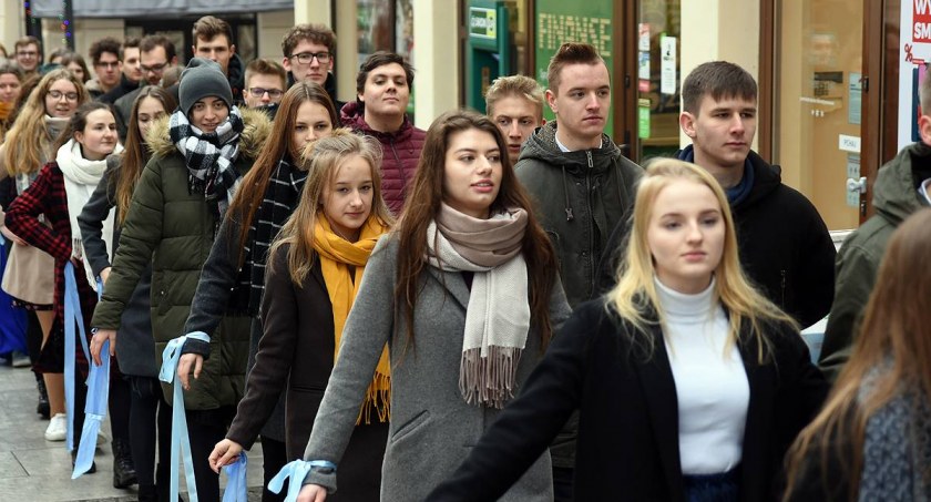 Maturzyści nie zatańczą poloneza na Rynku