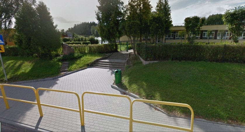 Uczniowie SP Borzestowo 14-latek i 10-latka odpowiedzą przed sądem za rasizm?