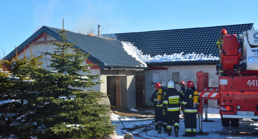 Pomieczyńska Huta. Pożar budynku mieszkalnego