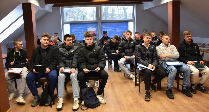 W powiecie kartuskim ruszyły kwalifikacje wojskowe dla blisko tysiąca osób
