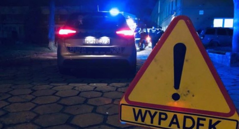 Miszewo. Zjechał na przeciwny pas i uderzył w hyundaia - dwie osoby w szpitalu