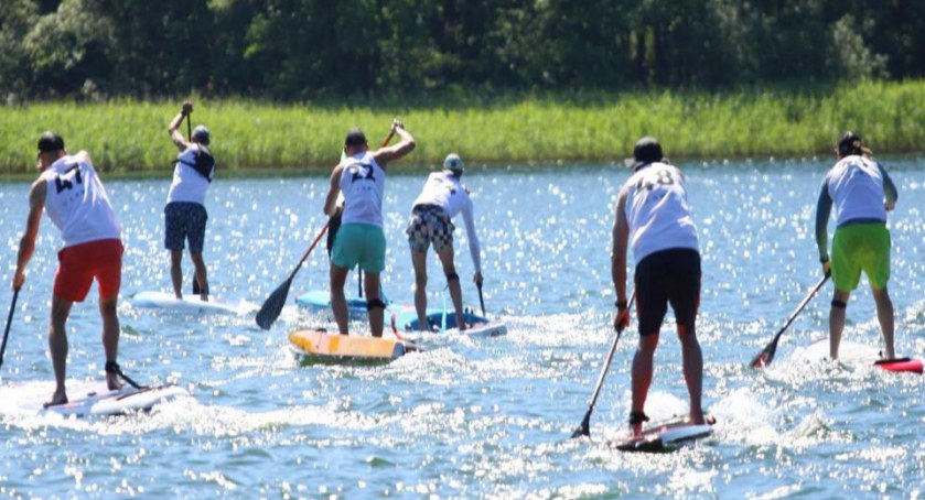 Złota Góra. III SUP Piknik Powiatu Kartuskiego