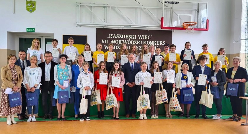 VII Wojewódzki Konkurs Wiedzy o Kaszubach w Borkowie