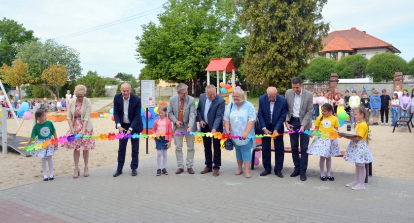 W Tuchomiu powstał nowy plac zabaw
