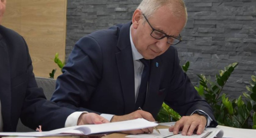 Rusza budowa drogi Chmielno - Lipowiec. Umowa z wykonawcą podpisana