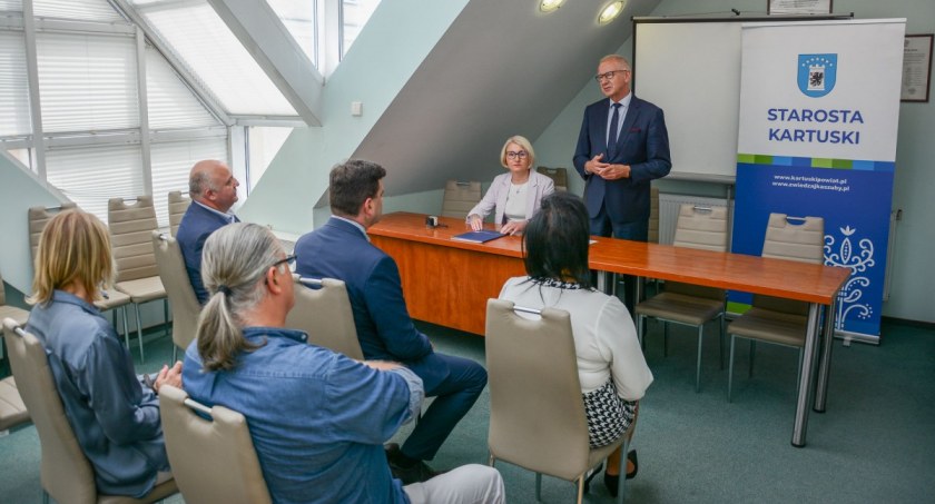 Powiat. Nowe busy dla niepełnosprawnych
