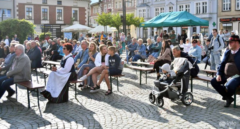 Kartuzy. Muzyka Świata z przebojami grupy The Beatles 