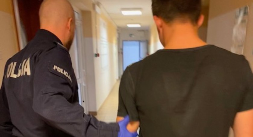 Pobił dwie osoby i uszkodził pojazd - areszt dla 17-latka