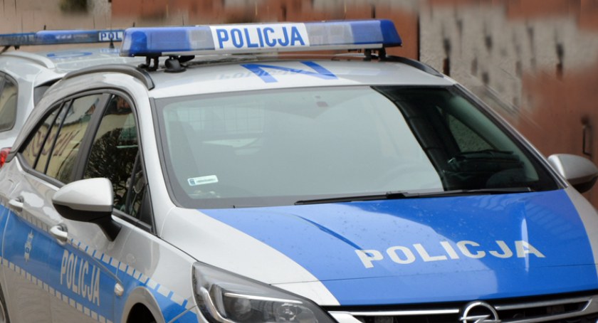Gołubie. Był pijany. Zniszczył samochód 46-latce