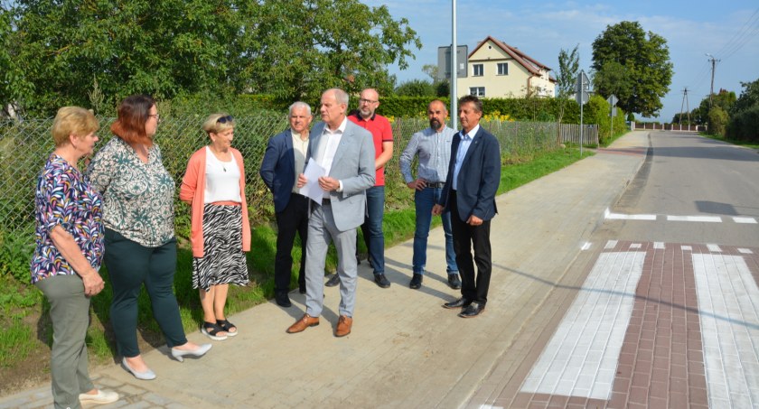 Widlino już z nowym chodnikiem