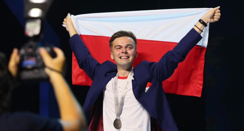 Dawid Miotk Wicemistrzem Europy w obsłudze gości hotelowych