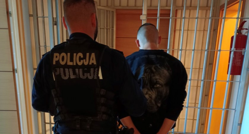 W ciągu jednego weekendu zatrzymali czterech poszukiwanych