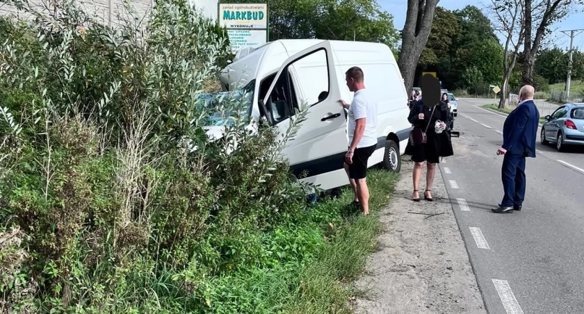 Śmiertelny wypadek w Grzybnie. Nie żyje 61-letni mężczyzna