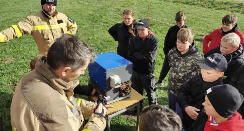 Sukces Młodych Strażaków z gminy Somonino na II Poligonie Strażackim