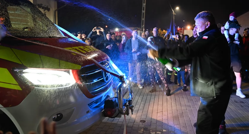 OSP Zawory z nowym lekkim wozem gaśniczym
